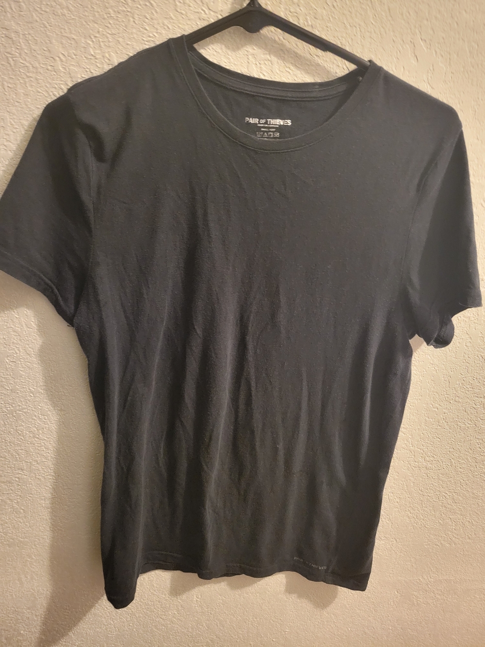 Pair of Thieves Men's Short-Sleeve Crew Neck T-Shirt - Black